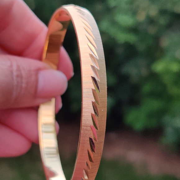 Vintage Monet Bangle Bracelet - Picture 9 of 11